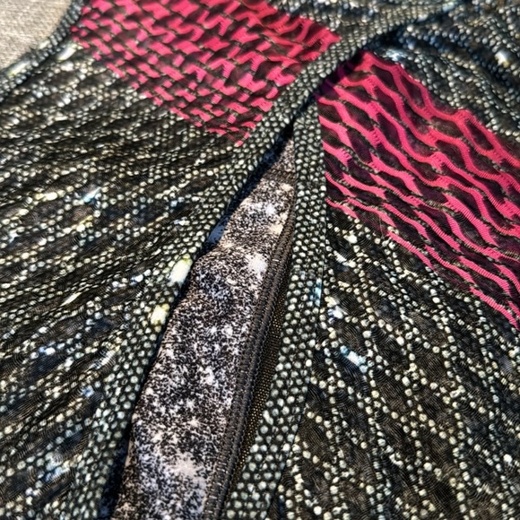 Peloton Gray and Pink Sports Bra - Picture 7 of 9